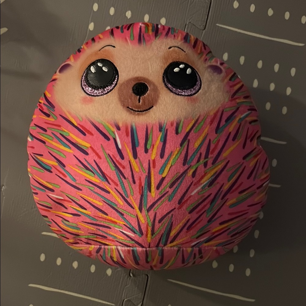 TY Squish Hildee Hedgehog